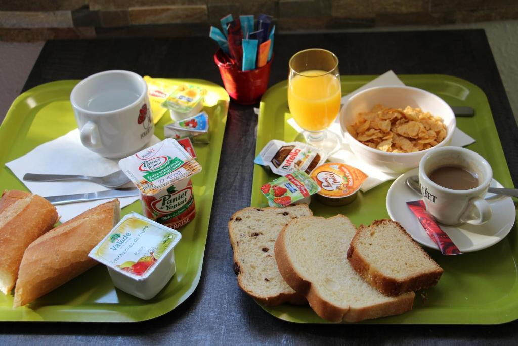 1ère Etape Hotel 2*